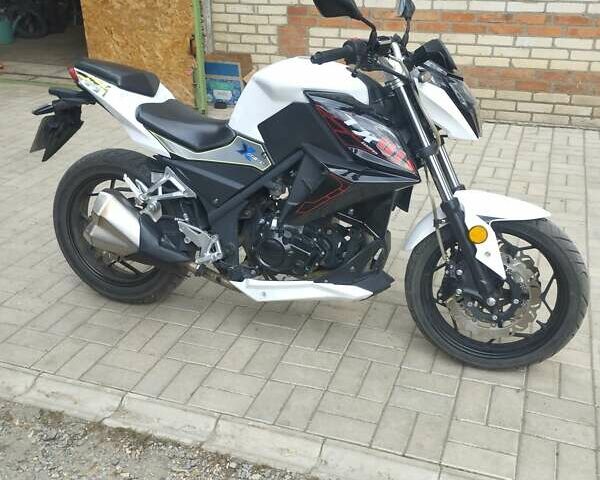 Белый Yokomoto HT 250T-3, объемом двигателя 0 л и пробегом 9 тыс. км за 1500 $, фото 1 на Automoto.ua