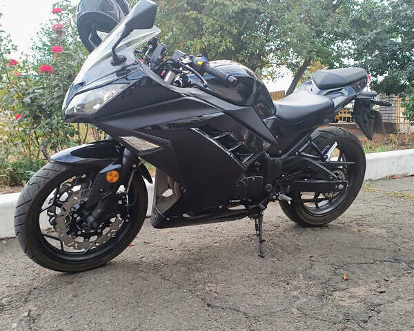 Черный Yokomoto HT 250T-3, объемом двигателя 0.25 л и пробегом 2 тыс. км за 1500 $, фото 1 на Automoto.ua