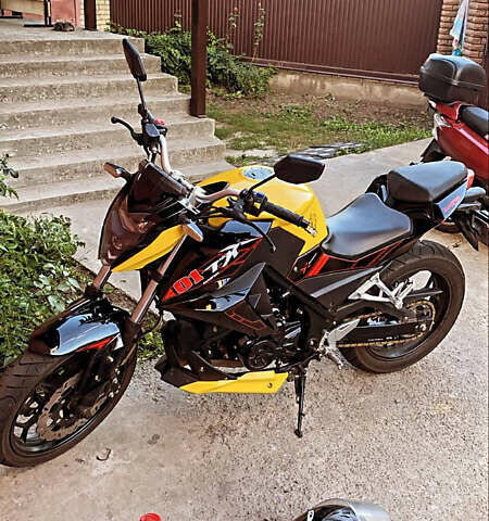 Желтый Yokomoto HT 250T-3, объемом двигателя 0.25 л и пробегом 5 тыс. км за 1600 $, фото 1 на Automoto.ua