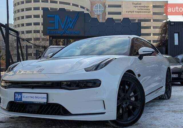 Білий Zeekr 001, об'ємом двигуна 0 л та пробігом 34 тис. км за 33399 $, фото 1 на Automoto.ua