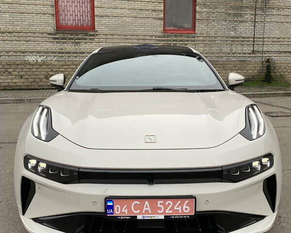 Белый Zeekr 001, объемом двигателя 0 л и пробегом 8 тыс. км за 44800 $, фото 1 на Automoto.ua