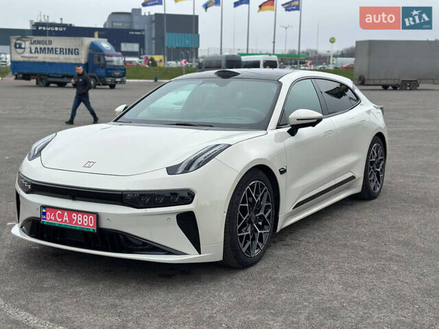 Білий Zeekr 001, об'ємом двигуна 0 л та пробігом 13 тис. км за 45800 $, фото 1 на Automoto.ua