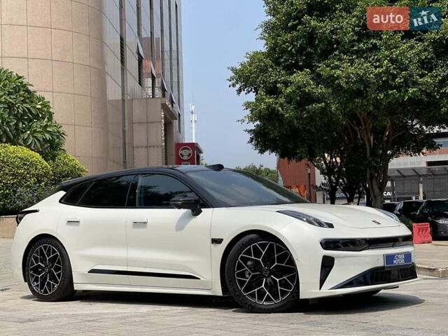 Белый Zeekr 001, объемом двигателя 0 л и пробегом 10 тыс. км за 40800 $, фото 1 на Automoto.ua