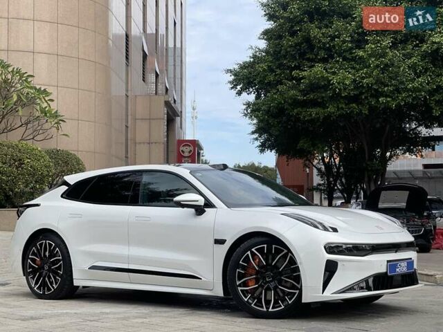 Белый Zeekr 001, объемом двигателя 0 л и пробегом 2 тыс. км за 46900 $, фото 1 на Automoto.ua