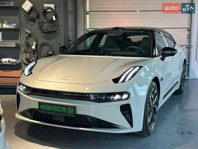 Бежевый Zeekr 001, объемом двигателя 0 л и пробегом 1 тыс. км за 39900 $, фото 1 на Automoto.ua