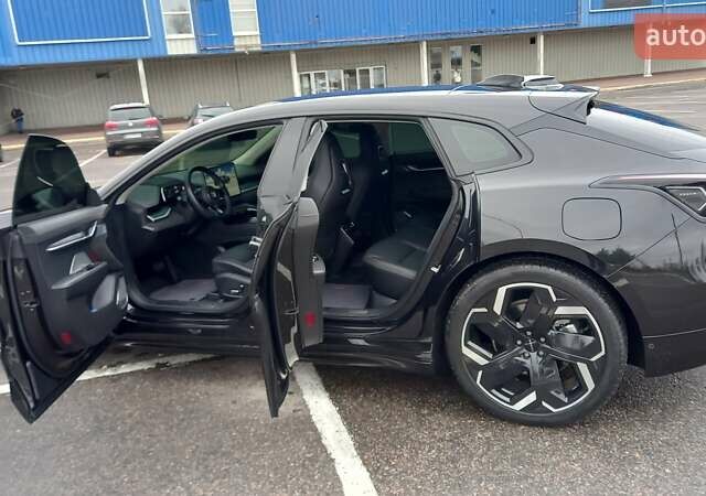 Черный Zeekr 001, объемом двигателя 0 л и пробегом 39 тыс. км за 37400 $, фото 1 на Automoto.ua