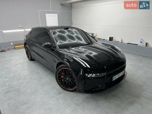 Zeekr 001 2024 у Дніпро (Дніпропетровську) на Automoto.ua Чорний Zeekr 001, об'ємом двигуна 0 л та пробігом 17 тис. км за 53000 $, фото 1 на Automoto.ua
