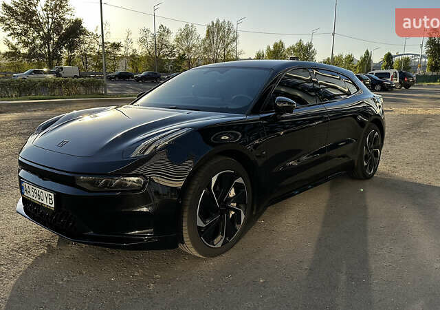 Чорний Zeekr 001, об'ємом двигуна 0 л та пробігом 15 тис. км за 55000 $, фото 1 на Automoto.ua
