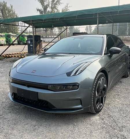 Сірий Zeekr 001, об'ємом двигуна 0 л та пробігом 49 тис. км за 35900 $, фото 1 на Automoto.ua