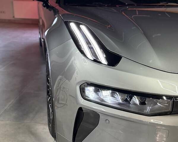 Серый Zeekr 001, объемом двигателя 0 л и пробегом 10 тыс. км за 46500 $, фото 1 на Automoto.ua