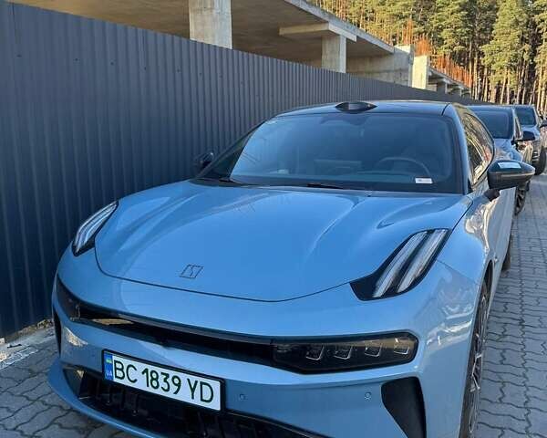 Синий Zeekr 001, объемом двигателя 0 л и пробегом 16 тыс. км за 44100 $, фото 1 на Automoto.ua