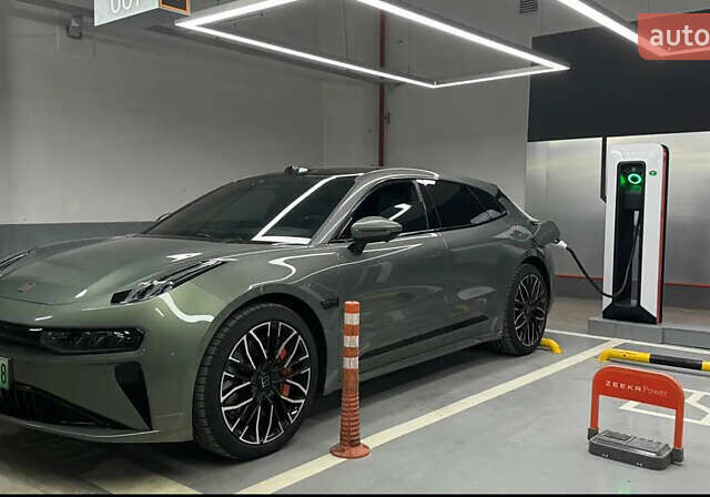 Зеленый Zeekr 001, объемом двигателя 0 л и пробегом 1 тыс. км за 49200 $, фото 1 на Automoto.ua