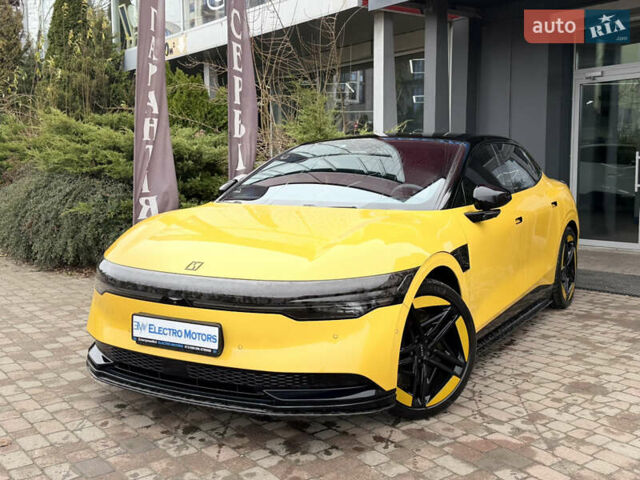 Жовтий Zeekr 007, об'ємом двигуна 0 л та пробігом 11 тис. км за 35000 $, фото 1 на Automoto.ua