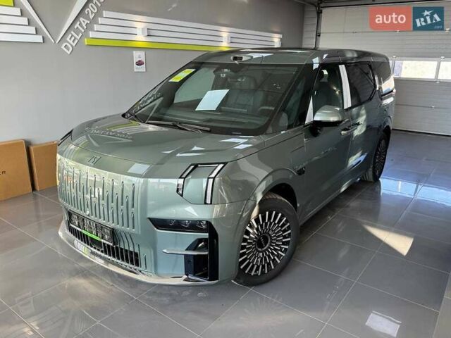 Зеленый Zeekr 009, объемом двигателя 0 л и пробегом 1 тыс. км за 78499 $, фото 1 на Automoto.ua