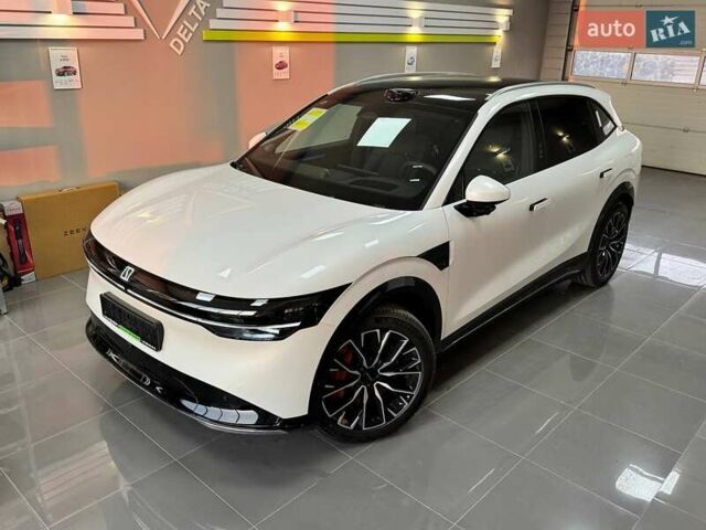 Белый Zeekr 7X, объемом двигателя 0 л и пробегом 1 тыс. км за 41699 $, фото 1 на Automoto.ua