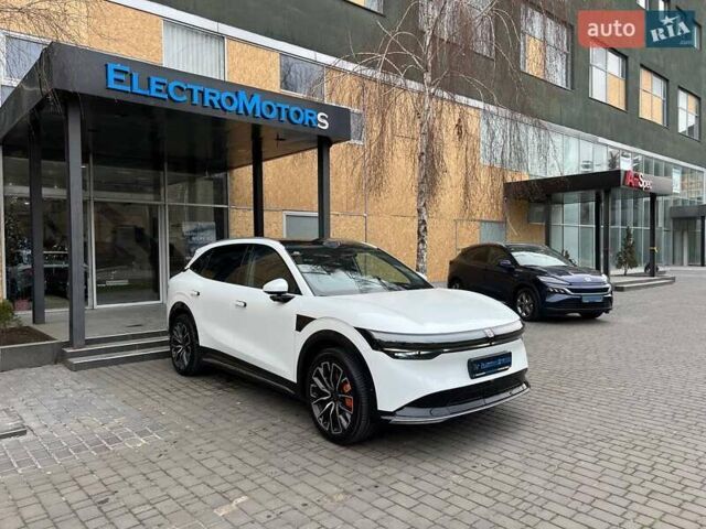 Белый Zeekr 7X, объемом двигателя 0 л и пробегом 1 тыс. км за 33900 $, фото 1 на Automoto.ua
