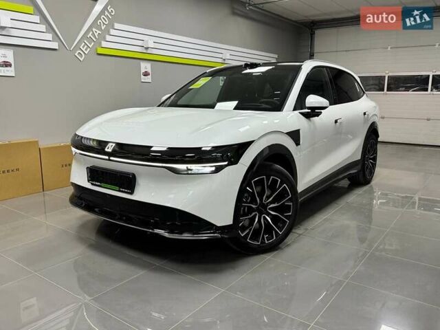 Белый Zeekr 7X, объемом двигателя 0 л и пробегом 1 тыс. км за 38199 $, фото 1 на Automoto.ua