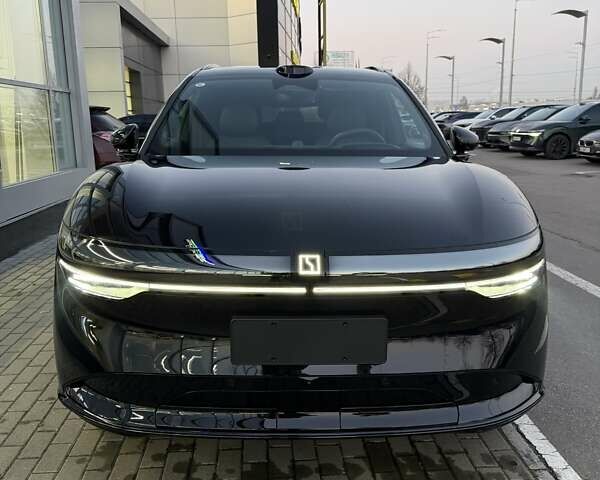 Белый Zeekr 7X, объемом двигателя 0 л и пробегом 1 тыс. км за 49900 $, фото 1 на Automoto.ua