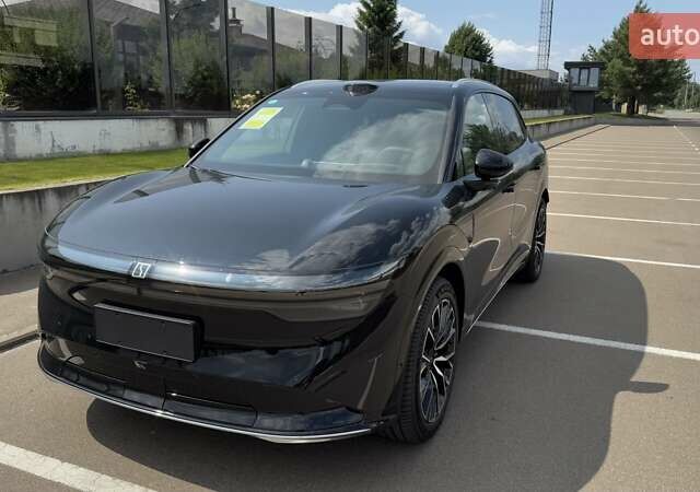 Черный Zeekr 7X, объемом двигателя 0 л и пробегом 1 тыс. км за 42700 $, фото 1 на Automoto.ua