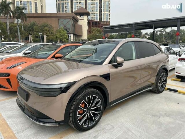 Zeekr 7X, объемом двигателя 0 л и пробегом 1 тыс. км за 37900 $, фото 1 на Automoto.ua