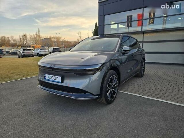 Zeekr 7X, объемом двигателя 0 л и пробегом 1 тыс. км за 39888 $, фото 1 на Automoto.ua