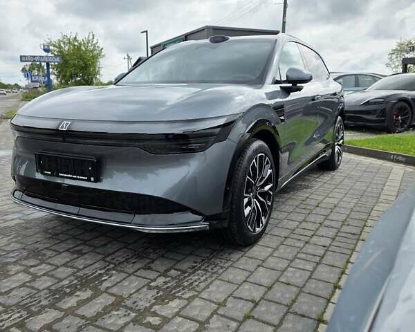 Сірий Zeekr 7X, об'ємом двигуна 0 л та пробігом 1 тис. км за 43700 $, фото 1 на Automoto.ua