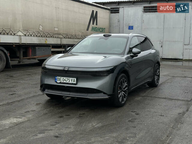 Серый Zeekr 7X, объемом двигателя 0 л и пробегом 2 тыс. км за 46300 $, фото 1 на Automoto.ua