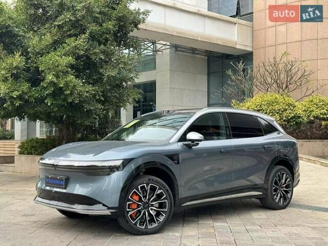 Синий Zeekr 7X, объемом двигателя 0 л и пробегом 1 тыс. км за 38599 $, фото 1 на Automoto.ua