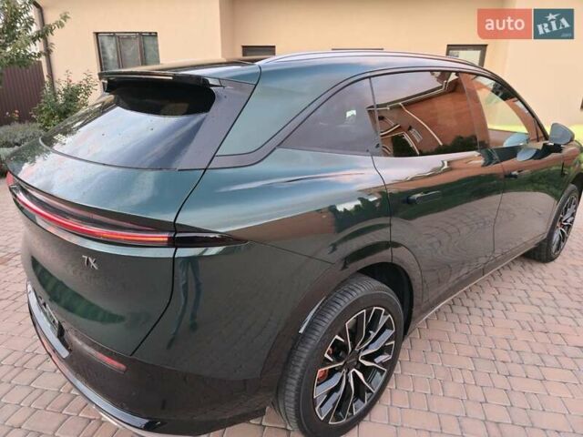 Zeekr 7X 2025 в Киеве на Automoto.ua Зеленый Zeekr 7X, объемом двигателя 0 л и пробегом 1 тыс. км за 45500 $, фото 1 на Automoto.ua