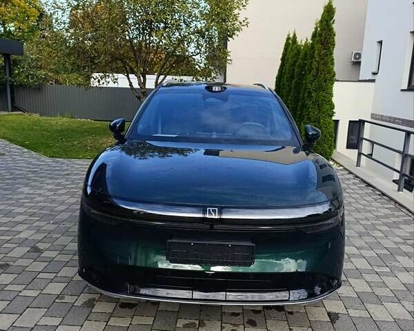 Зеленый Zeekr 7X, объемом двигателя 0 л и пробегом 1 тыс. км за 44000 $, фото 1 на Automoto.ua