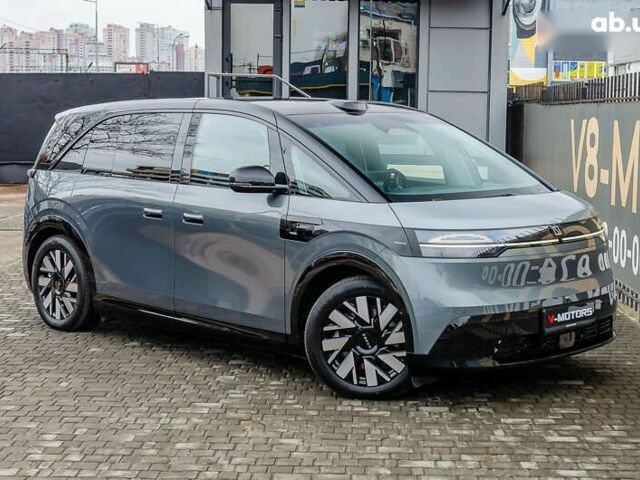 Zeekr Mix, объемом двигателя 0 л и пробегом 1 тыс. км за 45990 $, фото 1 на Automoto.ua