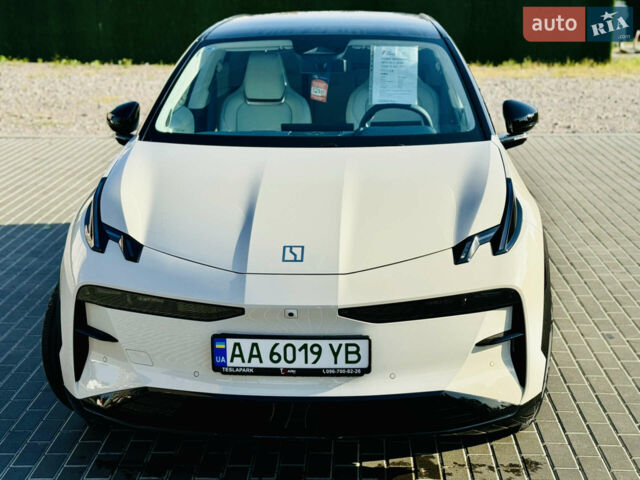 Белый Zeekr X, объемом двигателя 0 л и пробегом 1 тыс. км за 28990 $, фото 1 на Automoto.ua