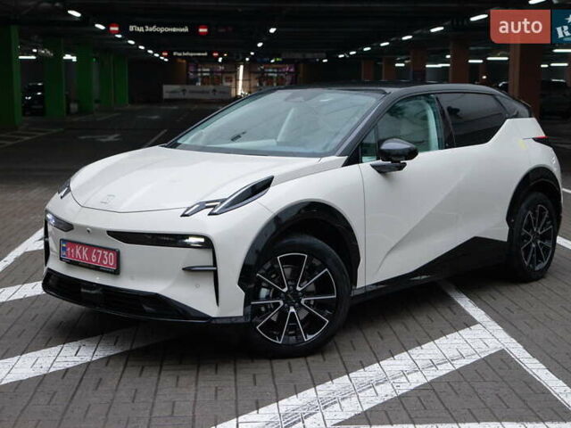 Бежевий Zeekr X, об'ємом двигуна 0 л та пробігом 9 тис. км за 28700 $, фото 1 на Automoto.ua