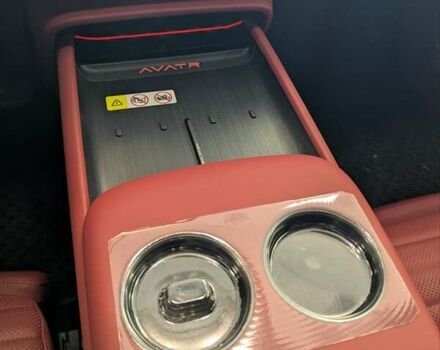 Черный Avatr 06, объемом двигателя 0 л и пробегом 1 тыс. км за 50000 $, фото 19 на Automoto.ua