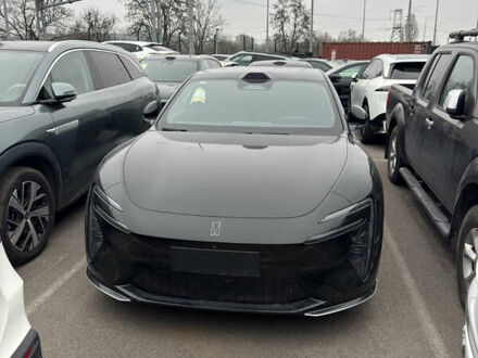 Зелений Avatr 06, об'ємом двигуна 6 л та пробігом 1 тис. км за 43000 $, фото 1 на Automoto.ua