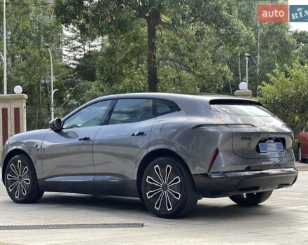 Серый Avatr 07, объемом двигателя 1.5 л и пробегом 17 тыс. км за 42300 $, фото 2 на Automoto.ua