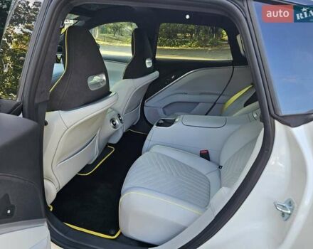 Белый Avatr 11, объемом двигателя 0 л и пробегом 13 тыс. км за 41000 $, фото 63 на Automoto.ua