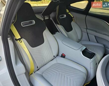 Белый Avatr 11, объемом двигателя 0 л и пробегом 13 тыс. км за 41000 $, фото 60 на Automoto.ua