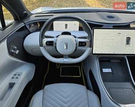 Белый Avatr 11, объемом двигателя 0 л и пробегом 13 тыс. км за 41000 $, фото 36 на Automoto.ua