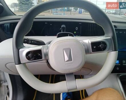 Білий Avatr 11, об'ємом двигуна 0 л та пробігом 8 тис. км за 40000 $, фото 32 на Automoto.ua