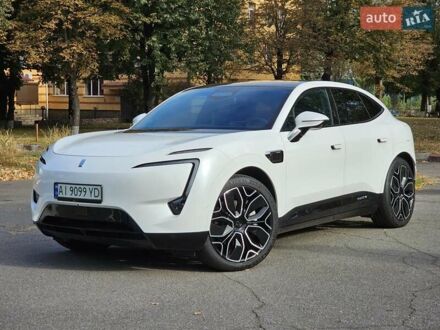 Avatr 11 2023 у Києві на Automoto.ua Білий Avatr 11, об'ємом двигуна 0 л та пробігом 4 тис. км за 44900 $, фото 1 на Automoto.ua