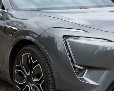 Серый Avatr 11, объемом двигателя 0 л и пробегом 27 тыс. км за 40500 $, фото 9 на Automoto.ua