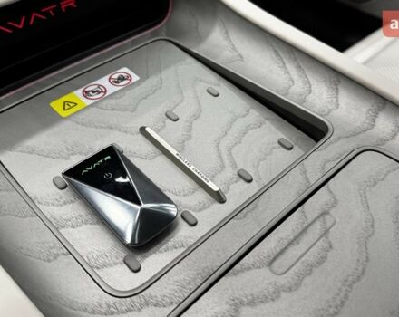 купити нове авто Avatr 12 2025 року від офіційного дилера автосалон AVATR  Avatr фото