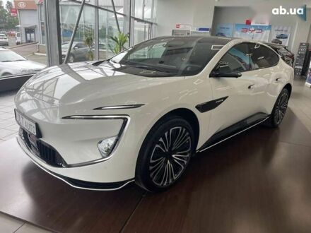 Avatr 12 2024 в Киеве на Automoto.ua Avatr 12, объемом двигателя 0 л и пробегом 3 тыс. км за 49999 $, фото 1 на Automoto.ua