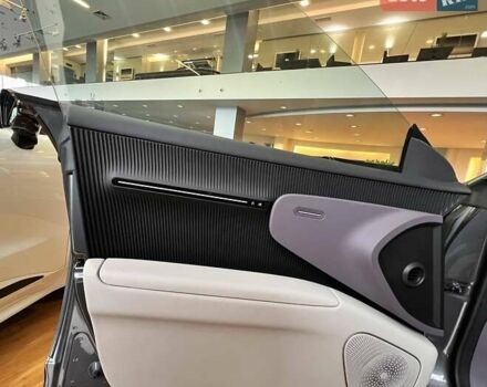 Avatr 12 2024 у Дніпро (Дніпропетровську) на Automoto.ua Сірий Avatr 12, об'ємом двигуна 0 л та пробігом 1 тис. км за 55000 $, фото 6 на Automoto.ua