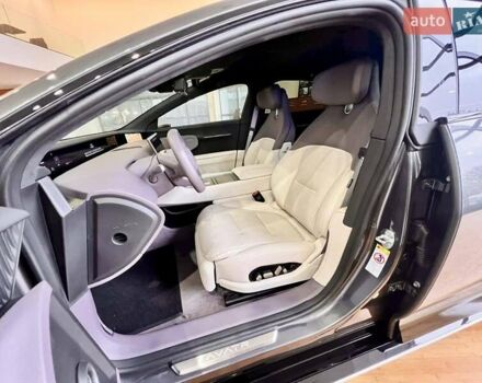 Avatr 12 2024 у Дніпро (Дніпропетровську) на Automoto.ua Сірий Avatr 12, об'ємом двигуна 0 л та пробігом 1 тис. км за 55000 $, фото 8 на Automoto.ua
