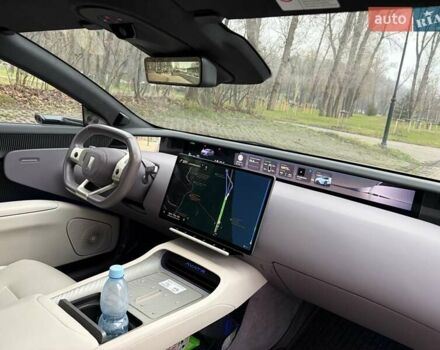 Сірий Avatr 12, об'ємом двигуна 0 л та пробігом 18 тис. км за 50999 $, фото 7 на Automoto.ua