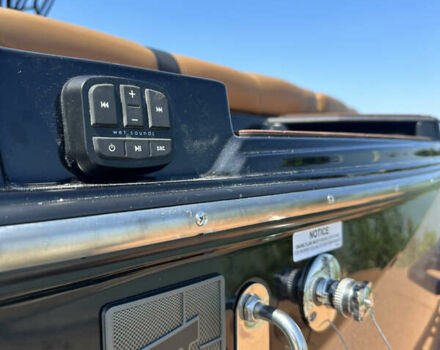 Чорний Axis Wake A, об'ємом двигуна 5.3 л та пробігом 50 тис. км за 175000 $, фото 10 на Automoto.ua