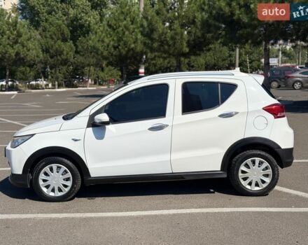 Белый BAIC EC200, объемом двигателя 0 л и пробегом 42 тыс. км за 6500 $, фото 9 на Automoto.ua
