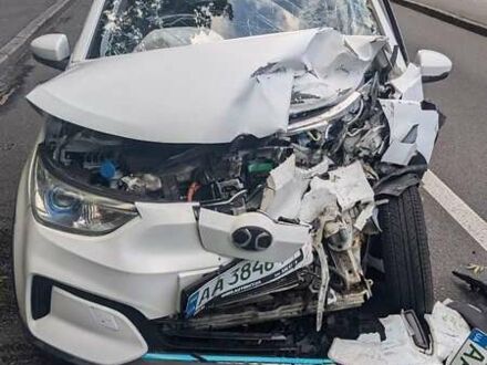 Белый BAIC EC3, объемом двигателя 0 л и пробегом 72 тыс. км за 3000 $, фото 1 на Automoto.ua